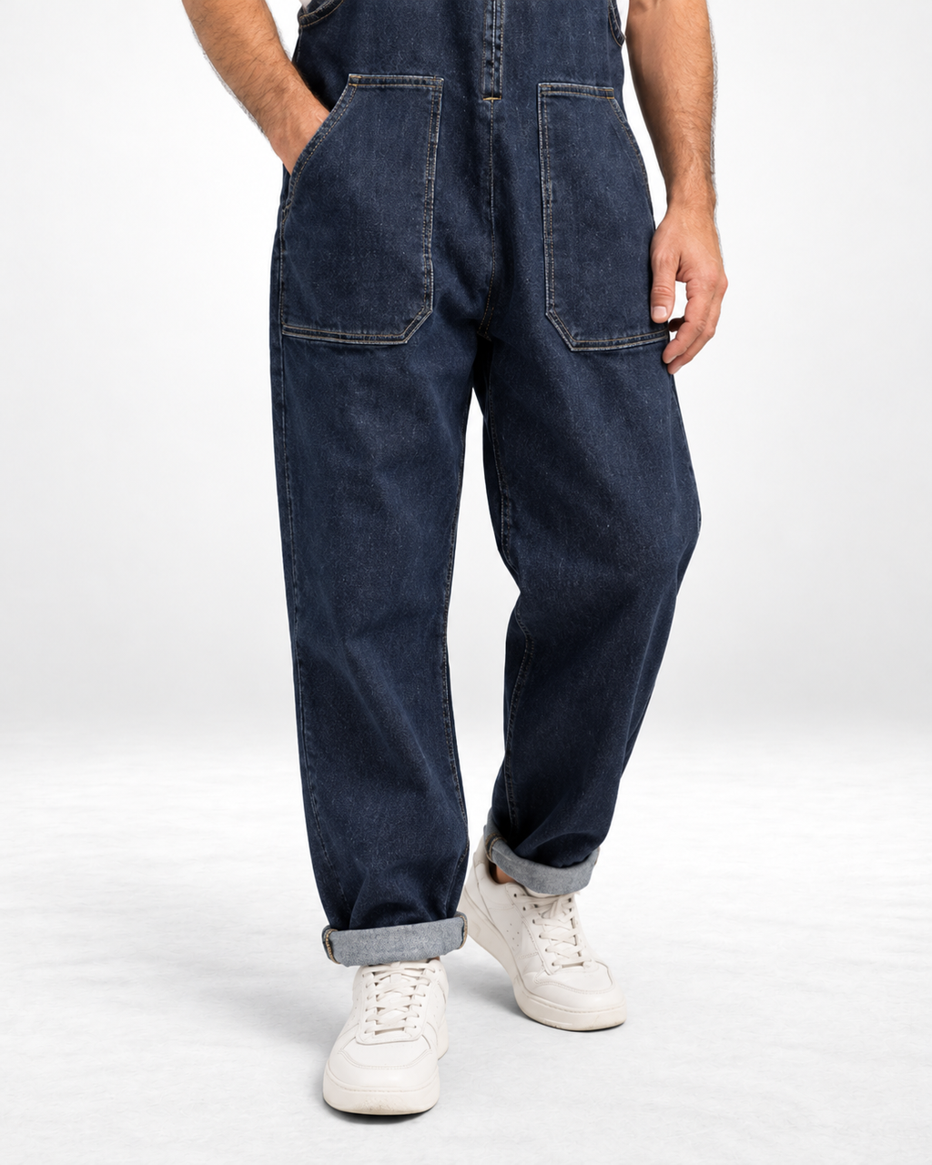 Salopette denim à bretelles contrastées