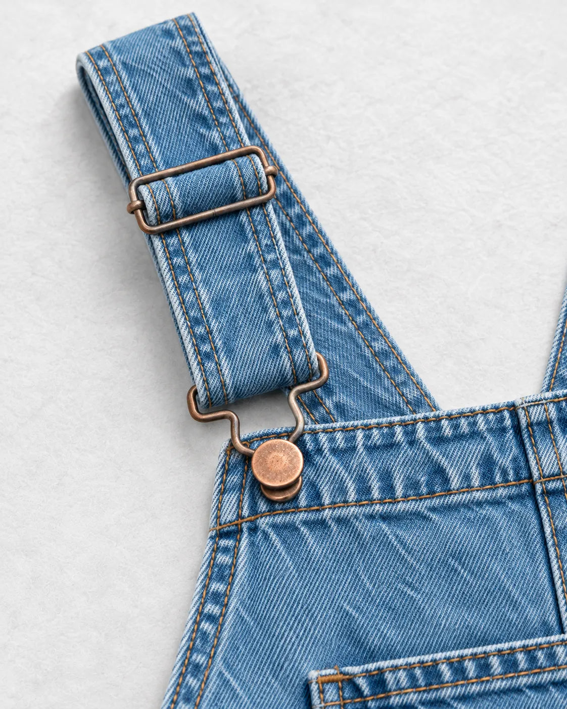 Salopette Courte Homme Moderne